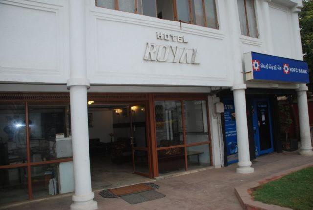Royal Hotel Ahmedabad Ngoại thất bức ảnh